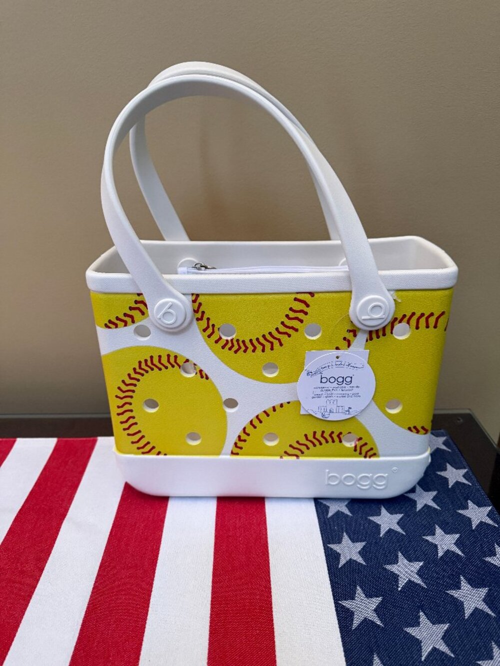BNWT - BOGG FASTPITCH BAG Bitty (small) 11"